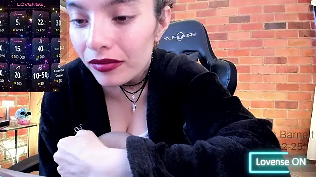 paulinabarnett-'s cam snapshot