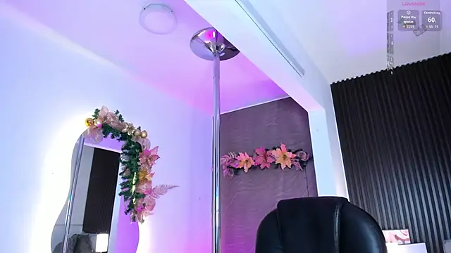 Dulcerose_01's cam snapshot