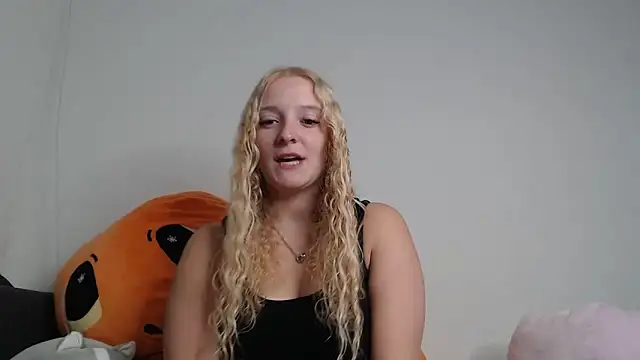 Sophie_cute06's cam snapshot