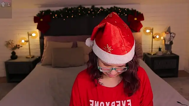 Ariell_Mini's cam snapshot