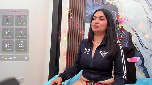 angelinee39's cam snapshot