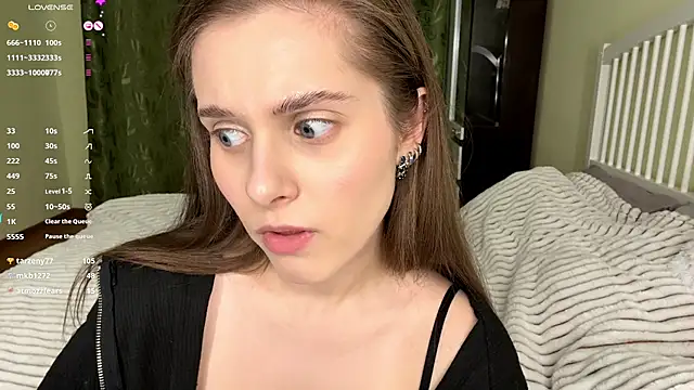 MiaBlanko's cam snapshot