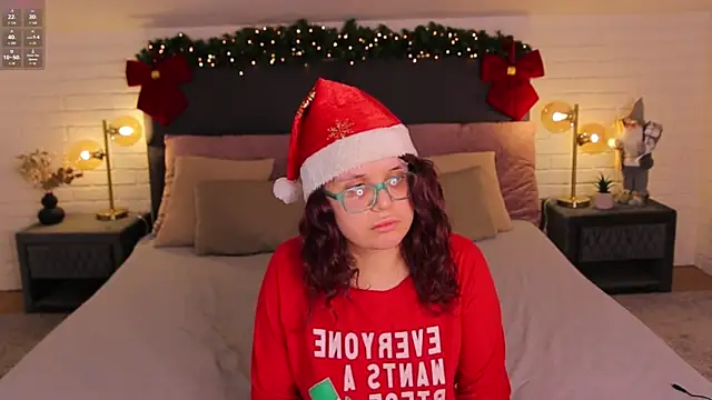 Ariell_Mini's cam snapshot