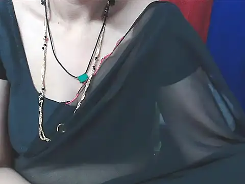 sunitha-3's cam snapshot