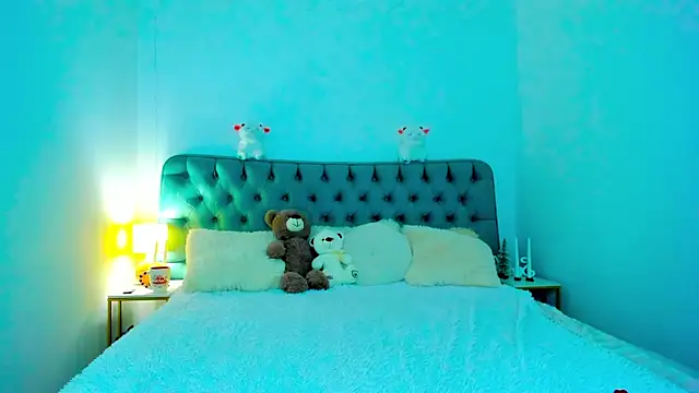 Blush_flowwer's cam snapshot