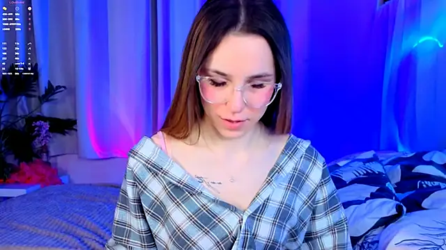 -CindyLou's cam snapshot