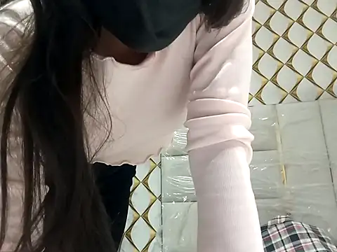 Fiza__khan's cam snapshot