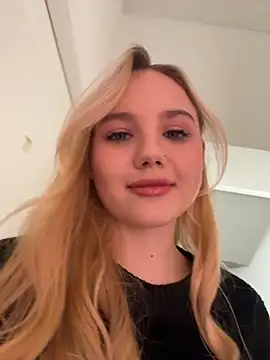 Sky_Cutie's cam snapshot