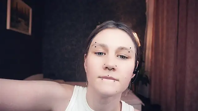 MoiraHavins live sex cam