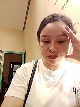 Christine-le1's cam snapshot