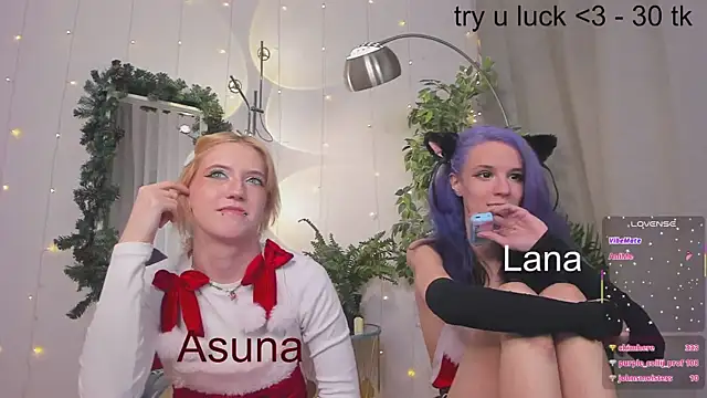 PrettyLadies_'s cam snapshot