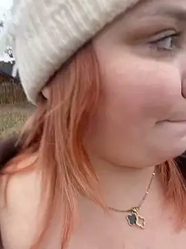 BigboobsDream99's cam snapshot