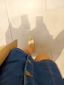 Baby-Linh's cam snapshot