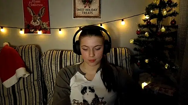 CutieAnny's cam snapshot