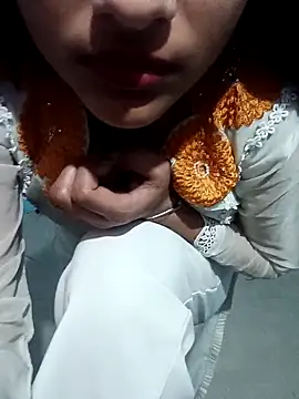 Nakshita_Pandit's cam snapshot