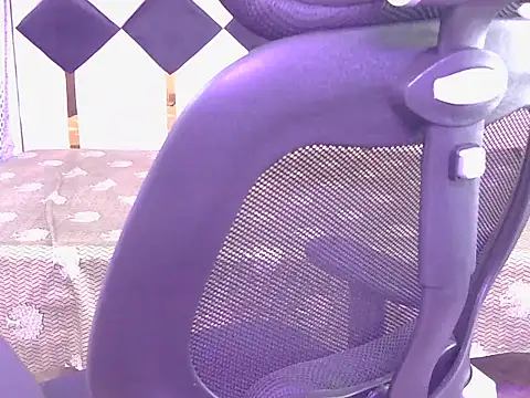 Shinykrishaa's cam snapshot