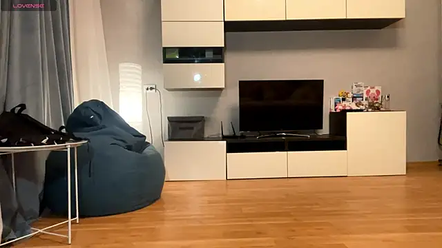 AveryBerkson's cam snapshot