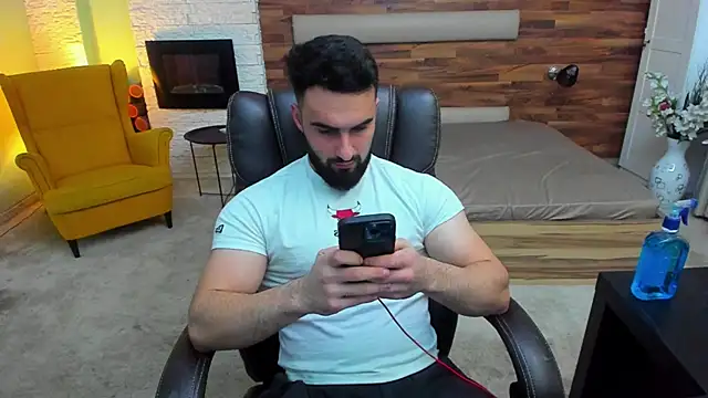 MicahLane live sex cam