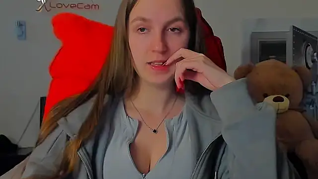 Nesie-Stoun's cam snapshot