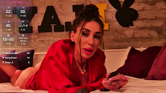 XRubyLustX live sex cam