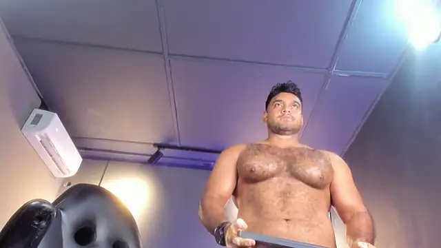 Big_furry_bear13 live sex cam