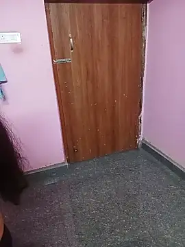 Cute-Simmi's cam snapshot