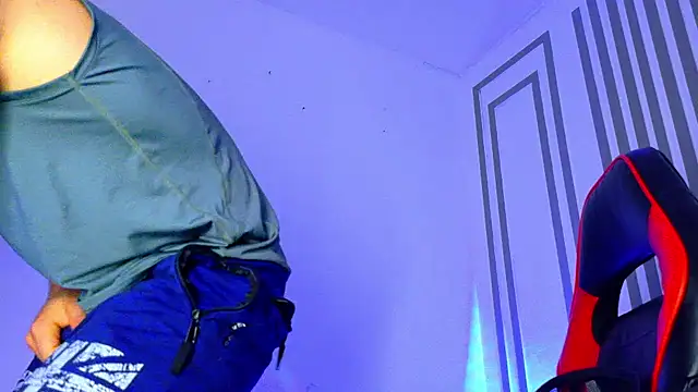 ALANNFERRER live sex cam