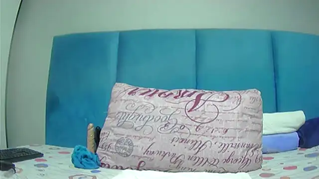 Cherrydollx's cam snapshot