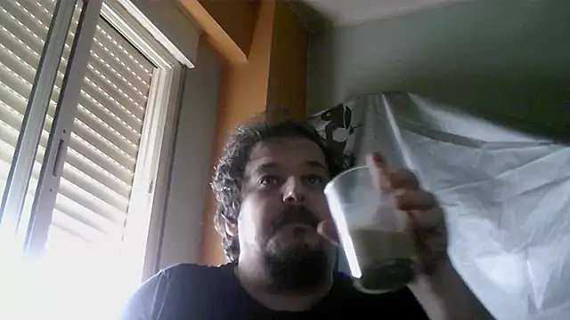 porkorossy's cam snapshot