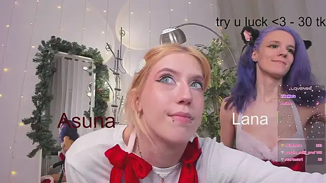 PrettyLadies_'s cam snapshot