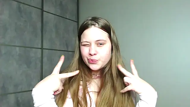 kiraparkers's cam snapshot