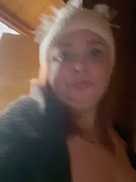 BigboobsDream99's cam snapshot