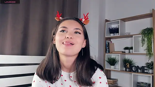 FunnyyMonkeyy's cam snapshot