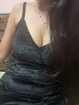 NoughtySameera's cam snapshot