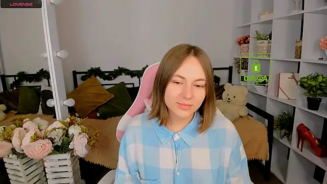 Elma_Lily's cam snapshot