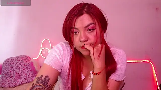 aria-dark's cam snapshot