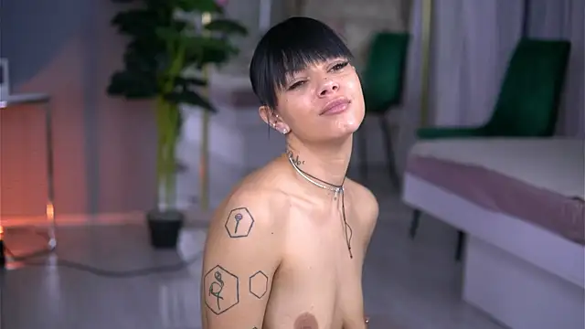 AnneFaris's cam snapshot