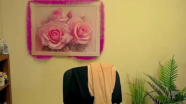 TwoBigSuns's cam snapshot