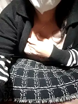 embe889's cam snapshot