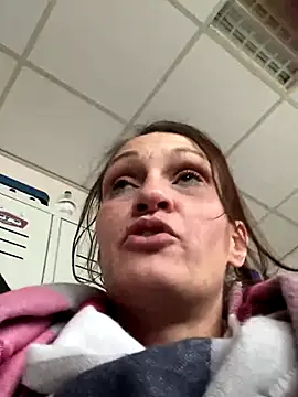 CherrysWetCam live sex cam