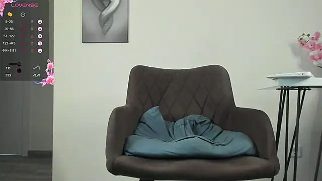 PoisonEvelyn live sex cam