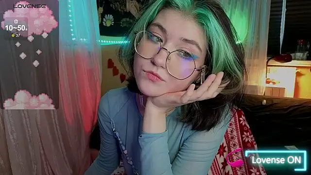 Miko_Meow live sex cam