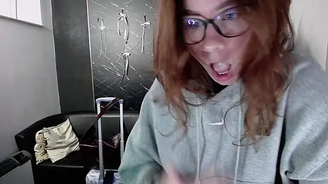 littleviki7 live sex cam