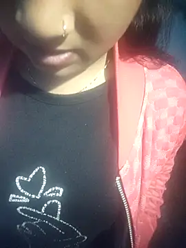 Juliekhan_98's cam snapshot