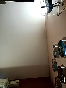 daddy_lip's cam snapshot