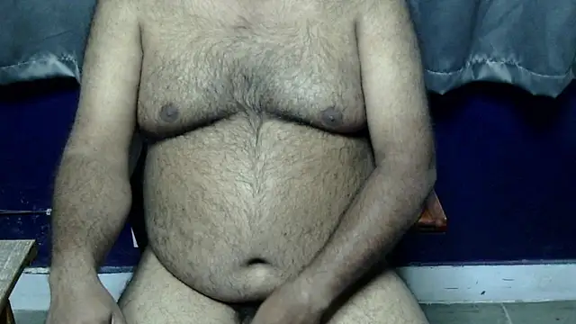 hairysubcub_70's cam snapshot