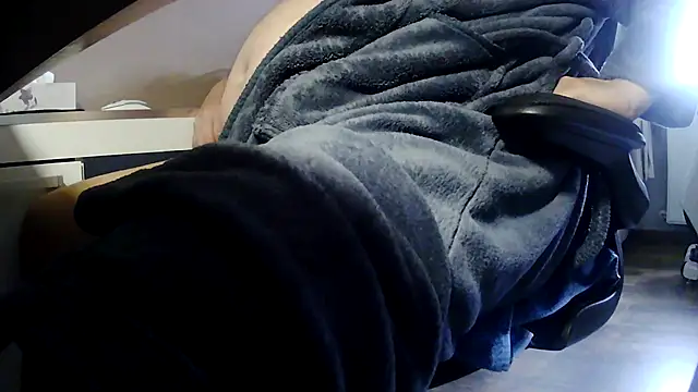 suedel65's cam snapshot