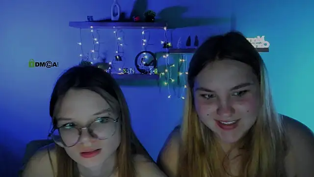 caroline_eclipse live sex cam