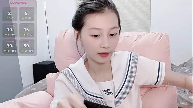 lris-Beauty live sex cam