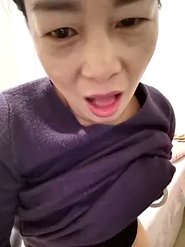 mimi2052 live sex cam